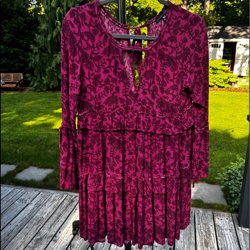 American Eagle Outfitters mini dress, very romantic